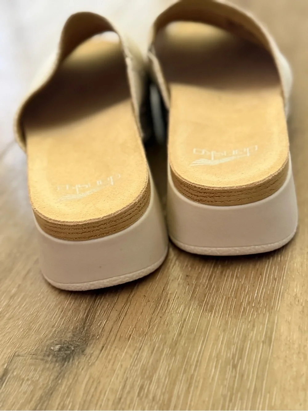 Dansko slip platform